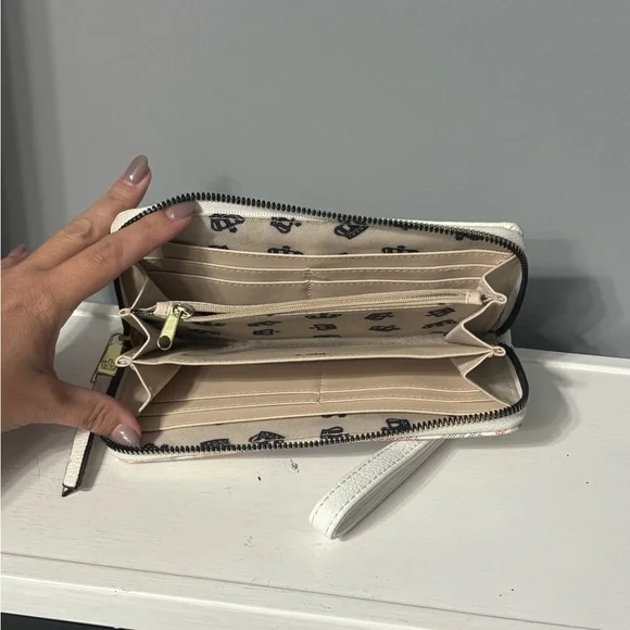 Juicy Couture White Multicolor Logo Wristlet - Picture 5 of 5